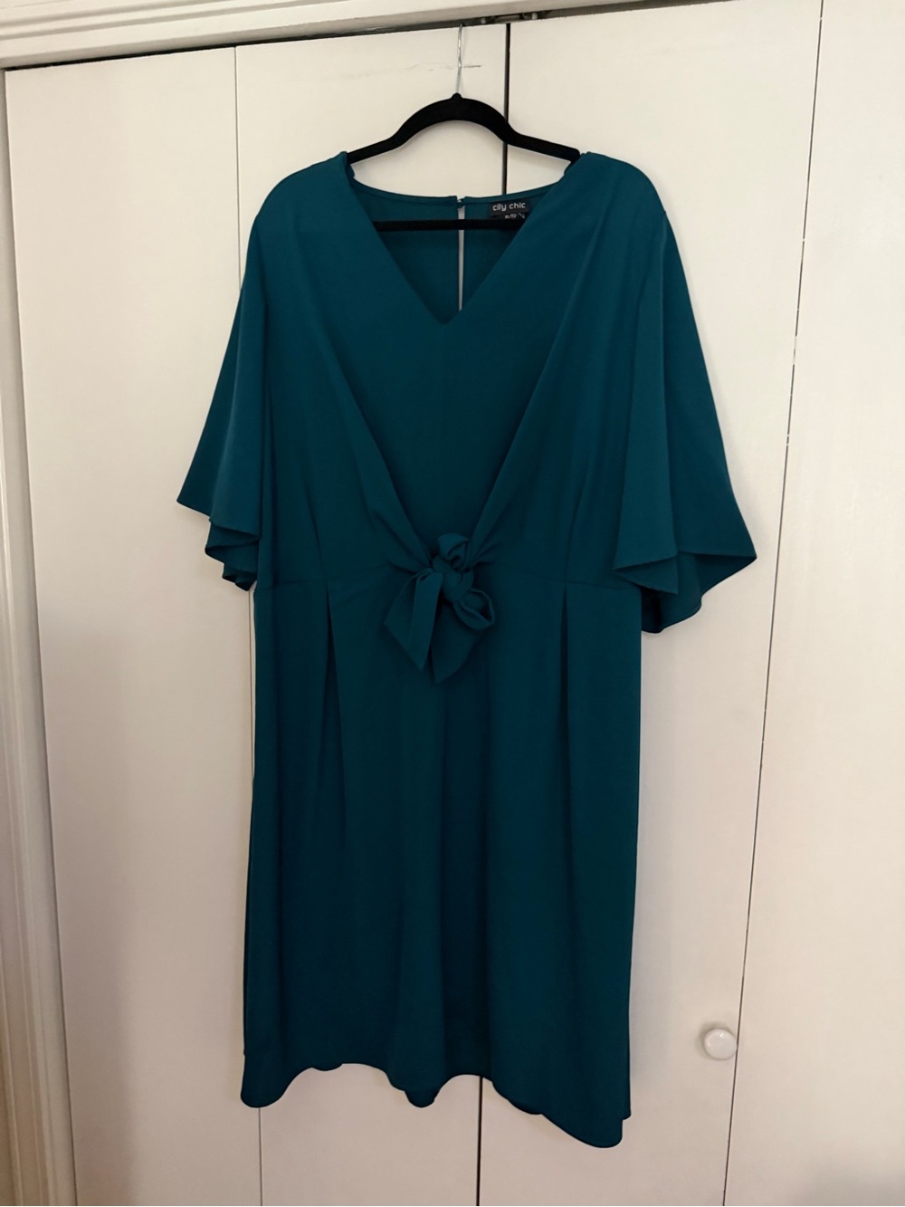 City Chic Teal V-Neck Tie-Waist Midi Dress